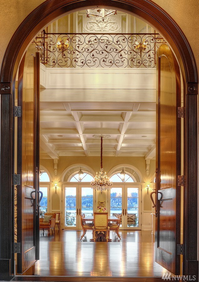 unlisted-address, Bellevue, WA 98005 - photo 4