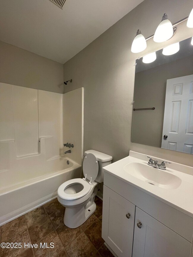 219 Appaloosa Dr, Jacksonville, NC 28540 - photo 5