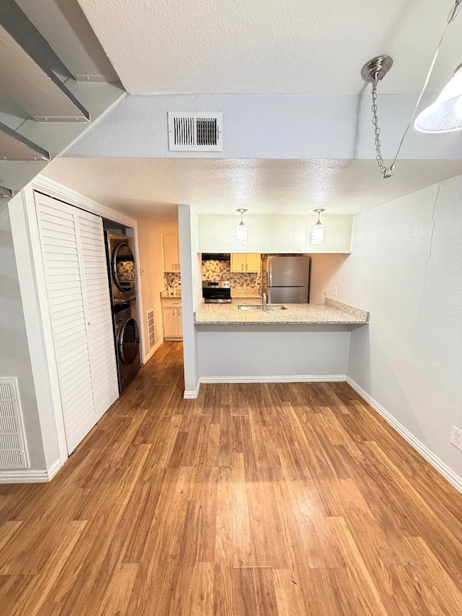 3121 Park Ln unit 1095, Dallas, TX 75220 - photo 2