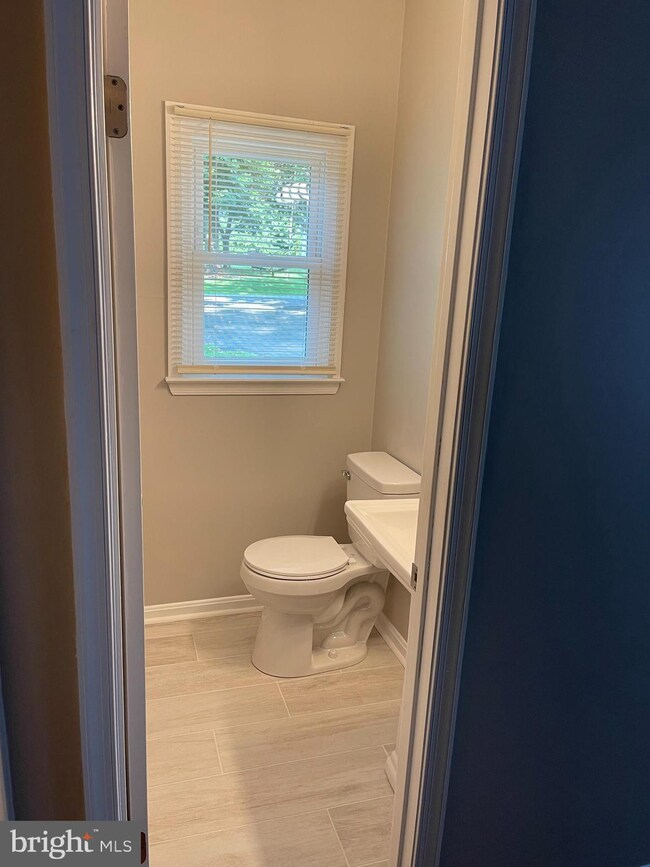 12962 Mohawk Dr, Lusby, MD 20657 - photo 3