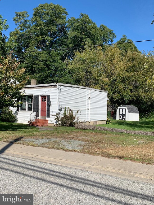 21394 E Sharp St, Rock Hall, MD 21661 - photo 4