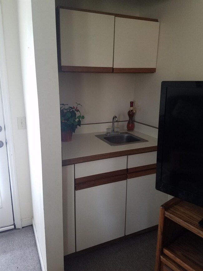 130 Tyler Ave unit 5, Harrodsburg, KY 40330 - photo 6