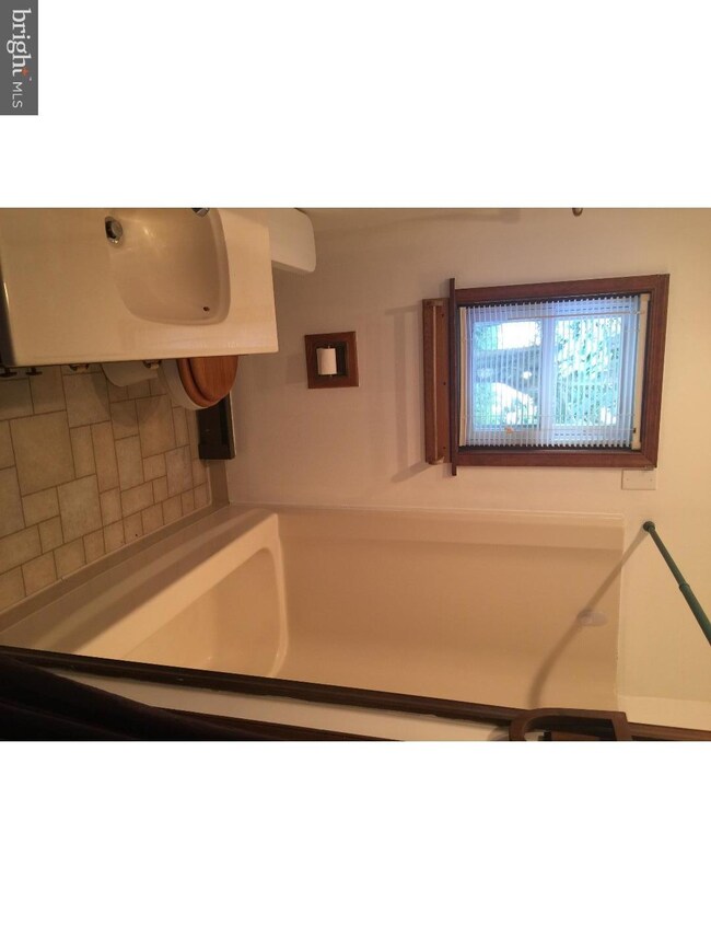 105 N Main St unit A, Clayton, NJ 08312 - photo 4