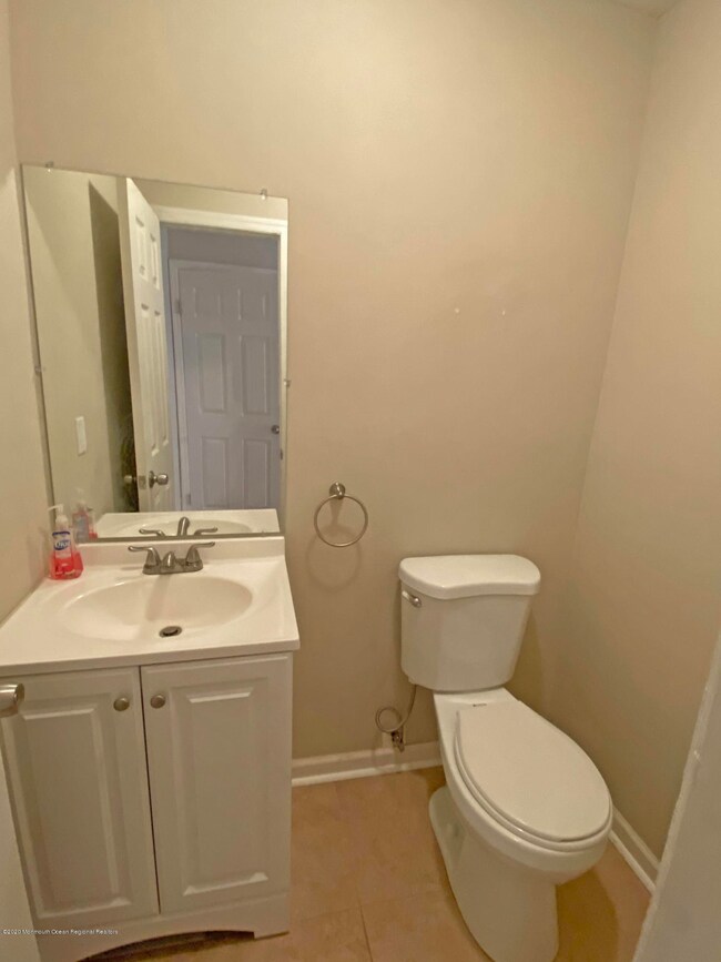 1/2 Bath