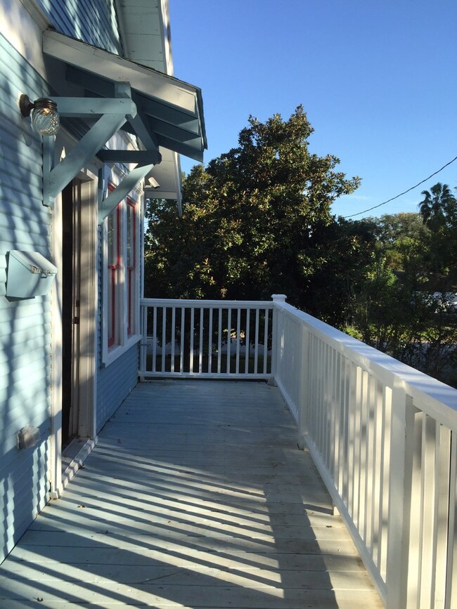 332 Moody St, Houston, TX 77009 - photo 3