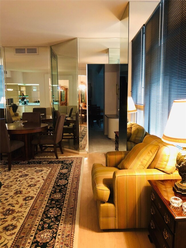 Four Leaf Towers (West Tower) unit 273W, Houston, TX 77056 - photo 3