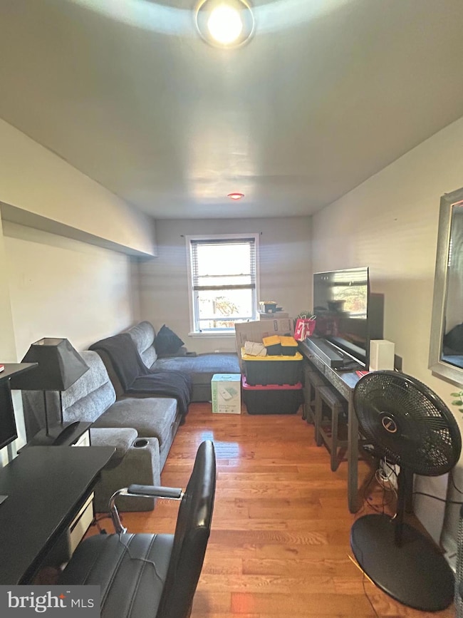 1710 W Girard Ave unit 3F, Philadelphia, PA 19130 - photo 3