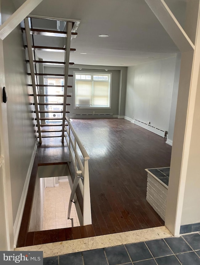 1738 Stocker St, Philadelphia, PA 19145 - photo 3