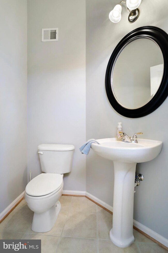 17621 Gettysburg Way, Hagerstown, MD 21740 - photo 7