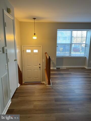 3009 Antrim Cir, Dumfries, VA 22026 - photo 7