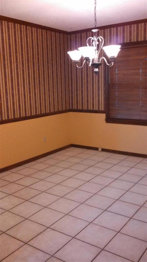 2108 W Jackson St, Bolivar, MO 65613 - photo 6