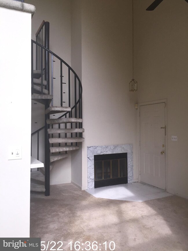 1022 Fallcrest Ct unit 303, Bowie, MD 20721 - photo 3