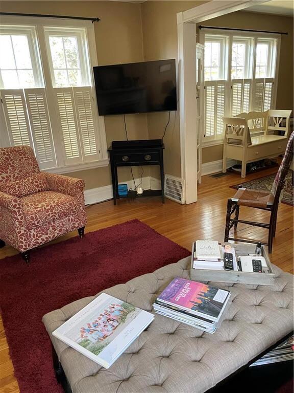 542 Goepp Cir, Bethlehem, PA 18018 - photo 4