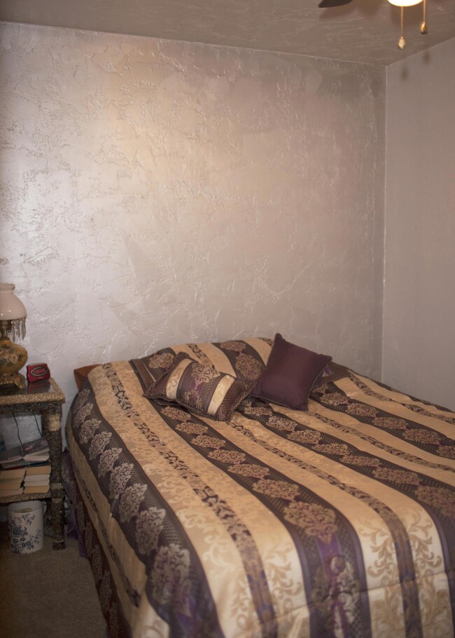Guest Quarters4