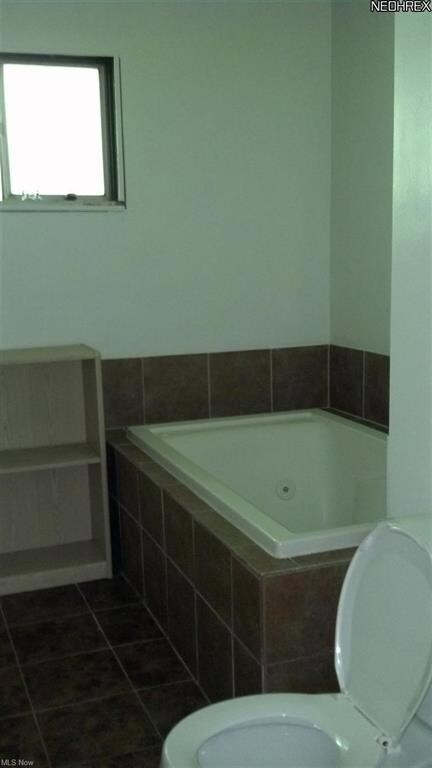 525 Harris Rd, Sheffield Lake, OH 44054 - photo 7