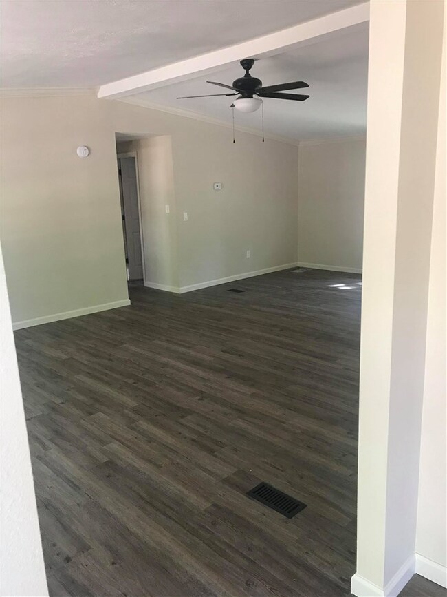 39 Ridgeway Ct, Crawfordville, FL 32327 - photo 2