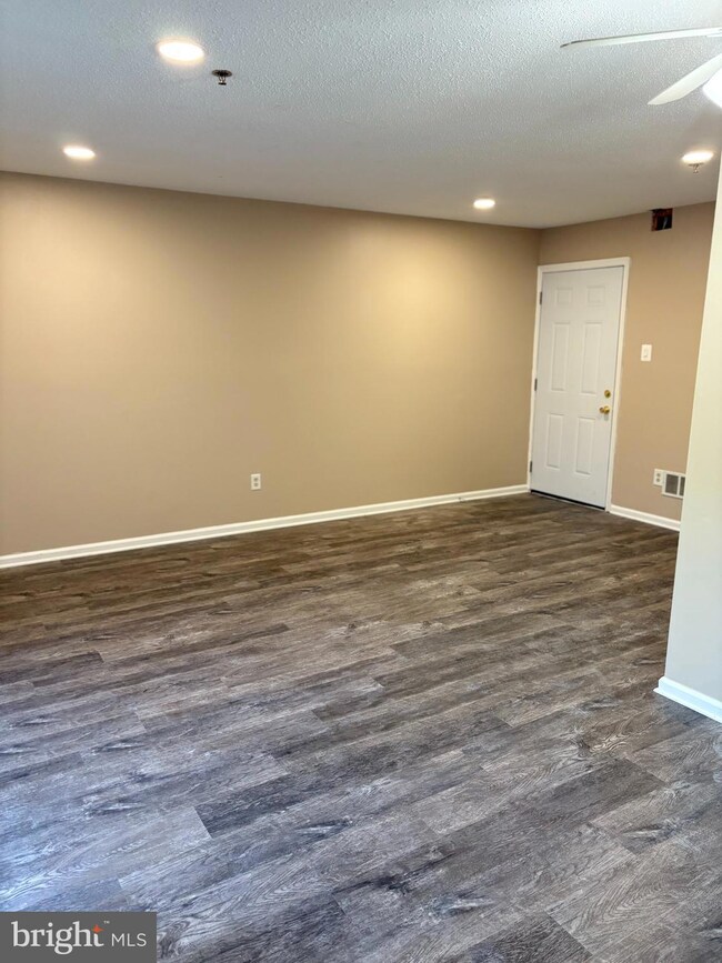 221 Highland Blvd unit A, New Castle, DE 19720 - photo 7