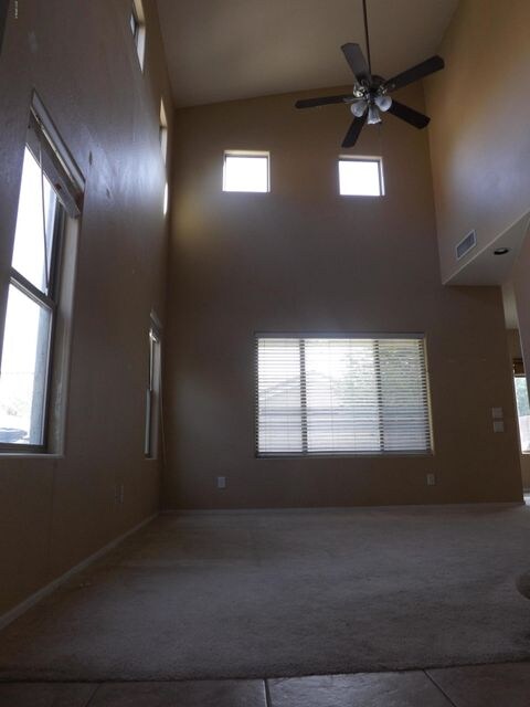 Living room (1)