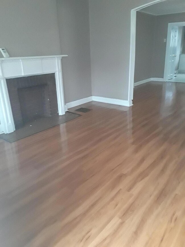 1273 N 6th St, Columbus, OH 43201 - photo 2