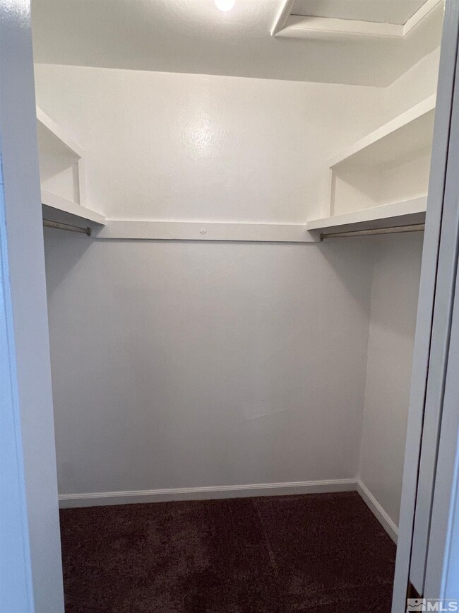 880 Tyler Way, Sparks, NV 89431 - photo 4