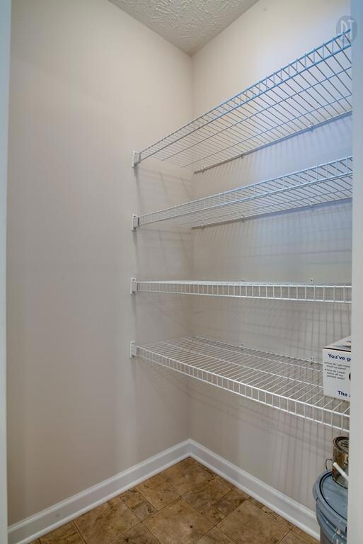 Walk-in Pantry