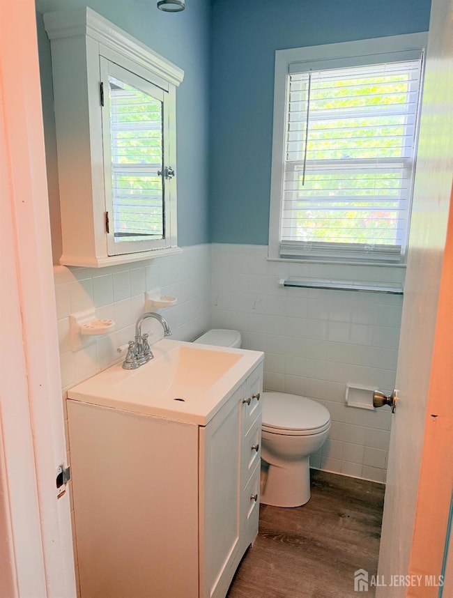 236 Columbia St, Dunellen, NJ 08812 - photo 6