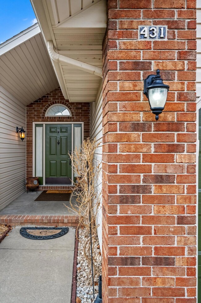 04-bernierave-127 Front Doorway