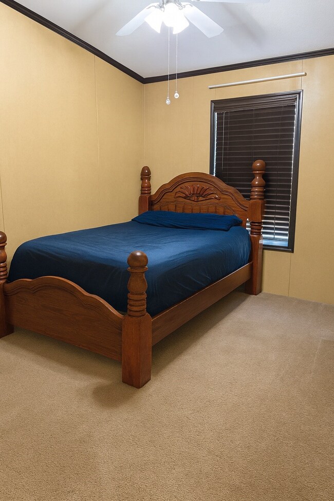 149 High Meadows Dr, Gonzales, TX 78629 - photo 6