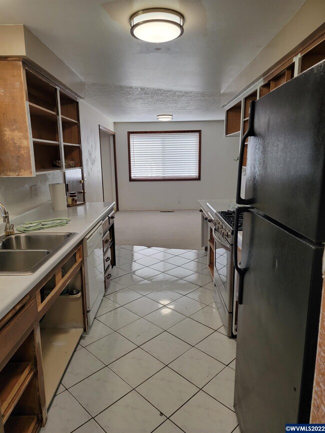 5453 Newberg Dr N, Keizer, OR 97303 - photo 4