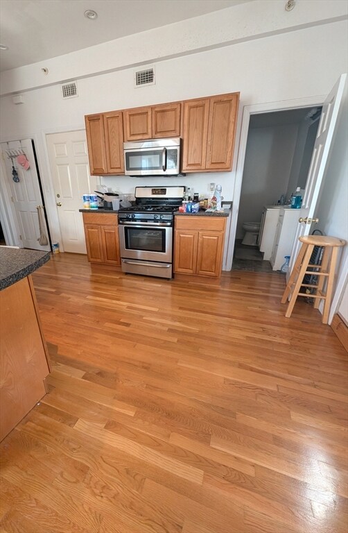 109 Boylston St unit 3, Malden, MA 02148 - photo 3