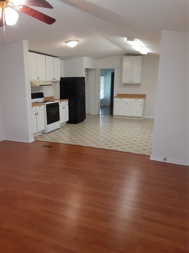 4209 Wells Dr unit 3, Pearland, TX 77584 - photo 5