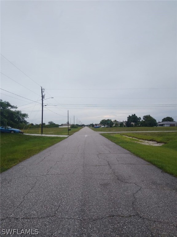 2032 NE 6th St, Cape Coral, FL 33909 - photo 3