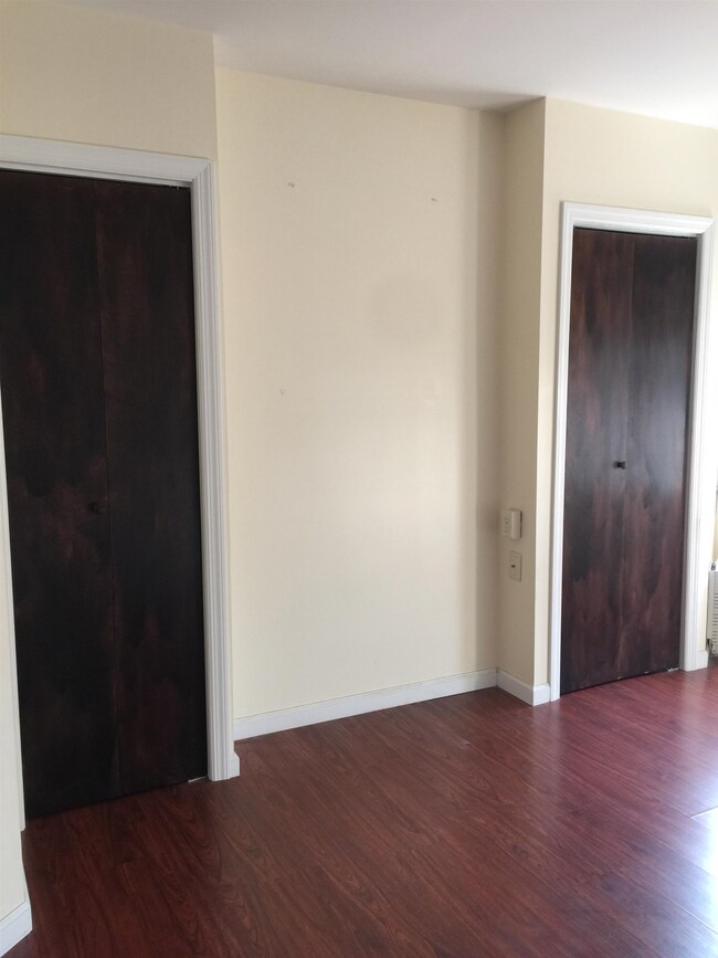 320 Summit Ave unit 4, Jersey City, NJ 07306 - photo 7