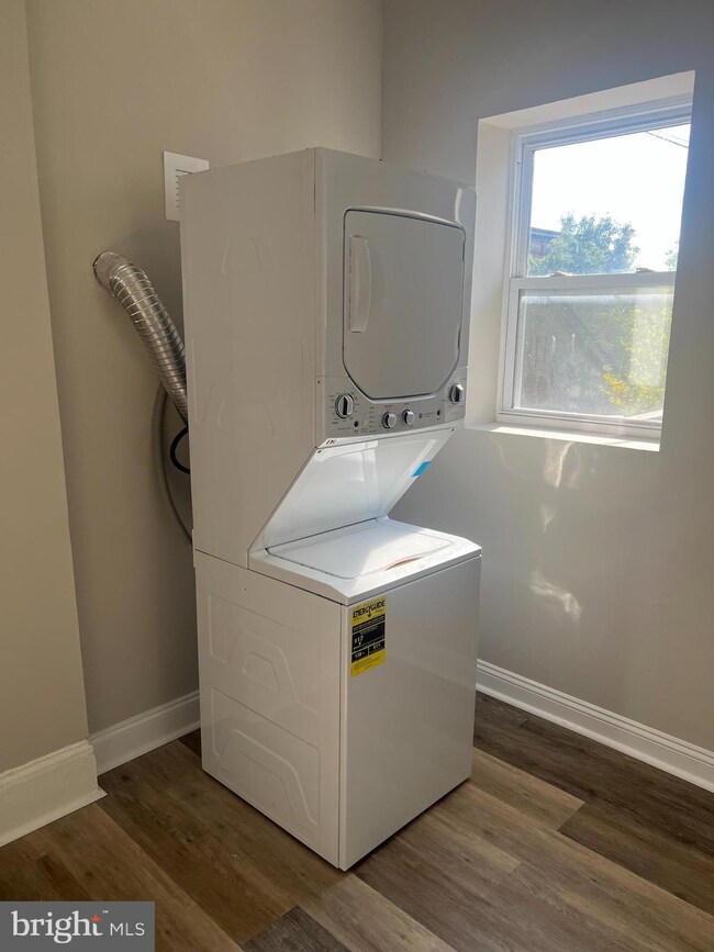 1800 N Calvert St unit 1, Baltimore, MD 21202 - photo 7