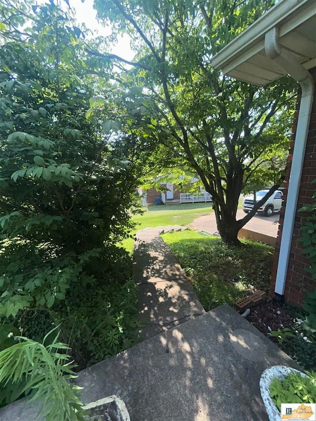 203 Happy Cir D Happy Hills Dr, Somerset, KY 42501 - photo 3