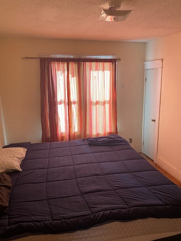 31 Sigel St, Worcester, MA 01610 - photo 5