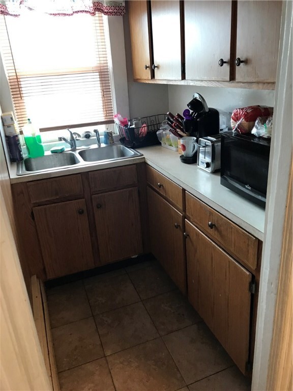 74 Baldwin St, Pawtucket, RI 02860 - photo 5