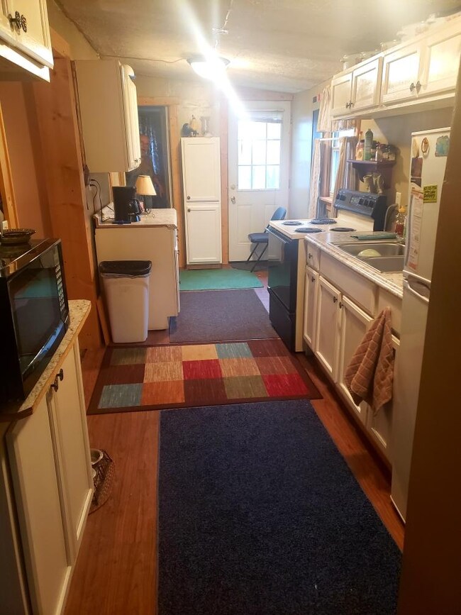 2nd  kitchen and dinning area view