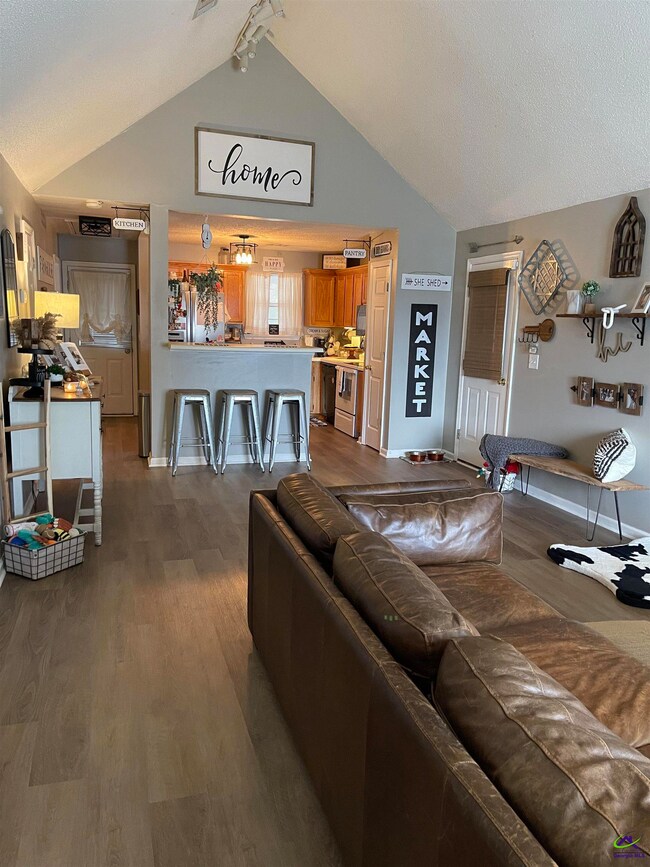 118 Country Walk, Warner Robins, GA 31088 - photo 5