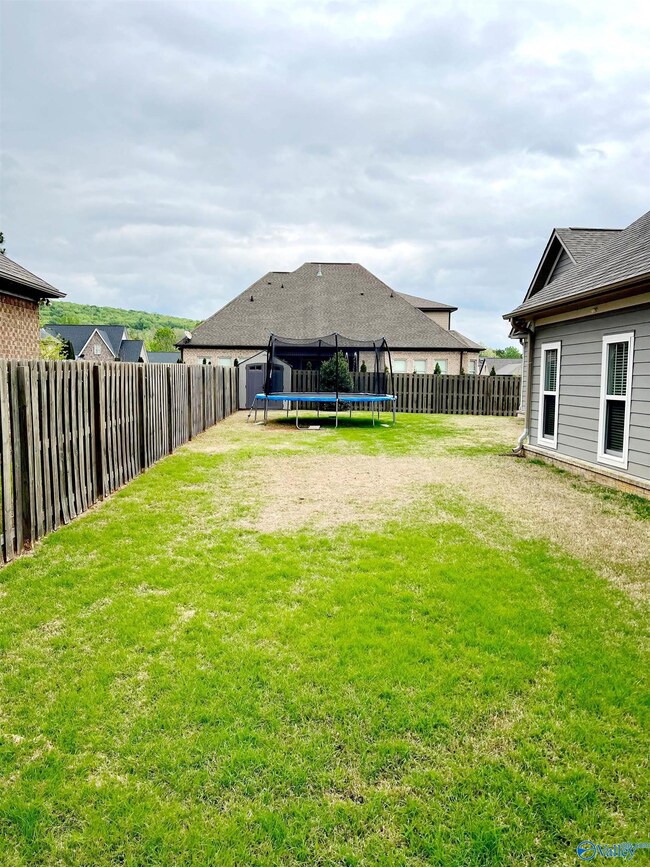 2625 Mountain Stream Way SE, Owens Cross Roads, AL 35763 - photo 3