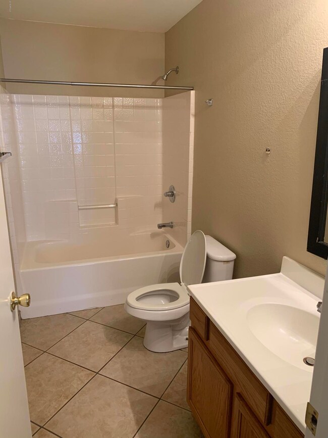8925 W Osborn Rd, Phoenix, AZ 85037 - photo 7