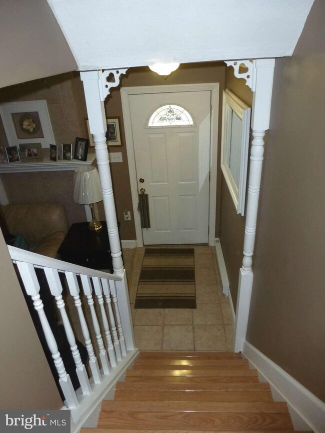 10 E Orndorff Dr, Brunswick, MD 21716 - photo 4