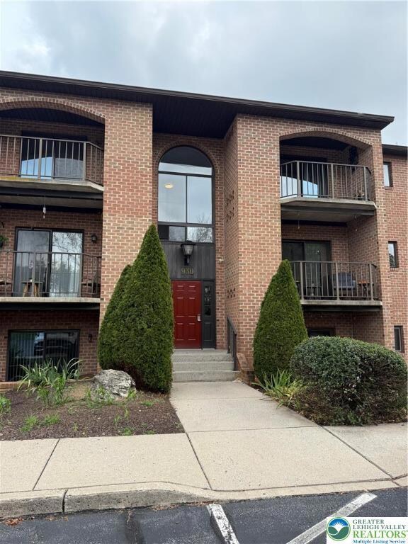 930 Cold Spring Rd unit 10, Allentown, PA 18103 - photo 2