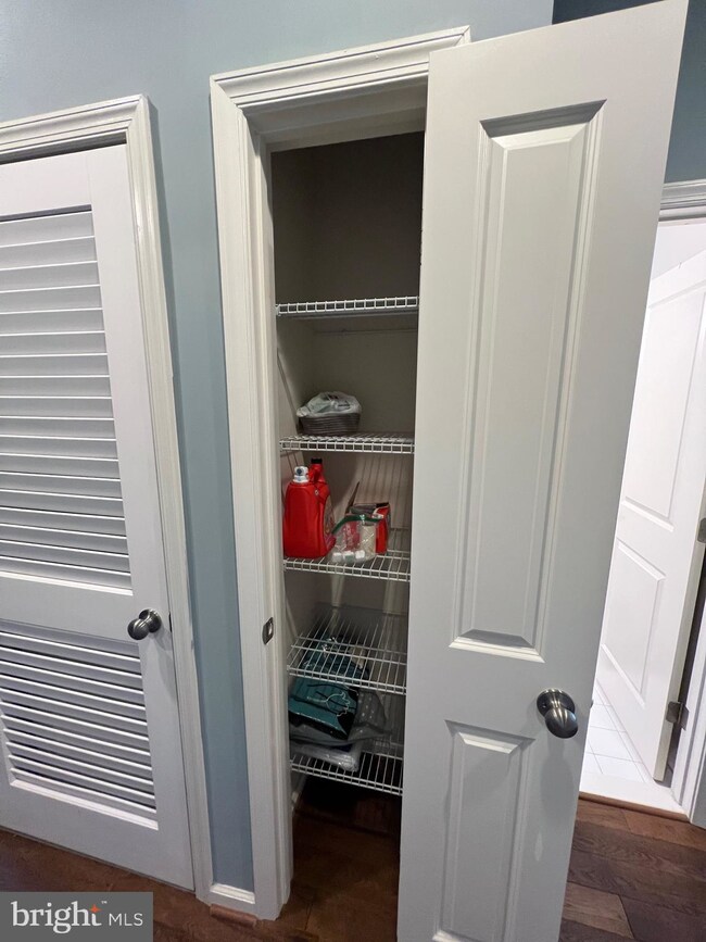 22530 Phillips St unit 406, Clarksburg, MD 20871 - photo 3