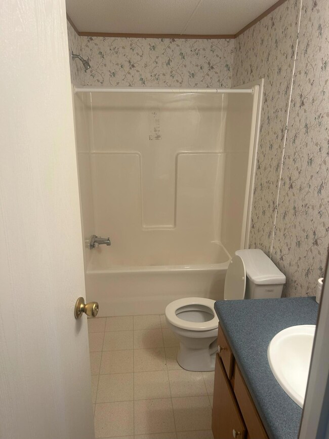 126 Rocky Pointe Rd, Prosperity, SC 29127 - photo 5