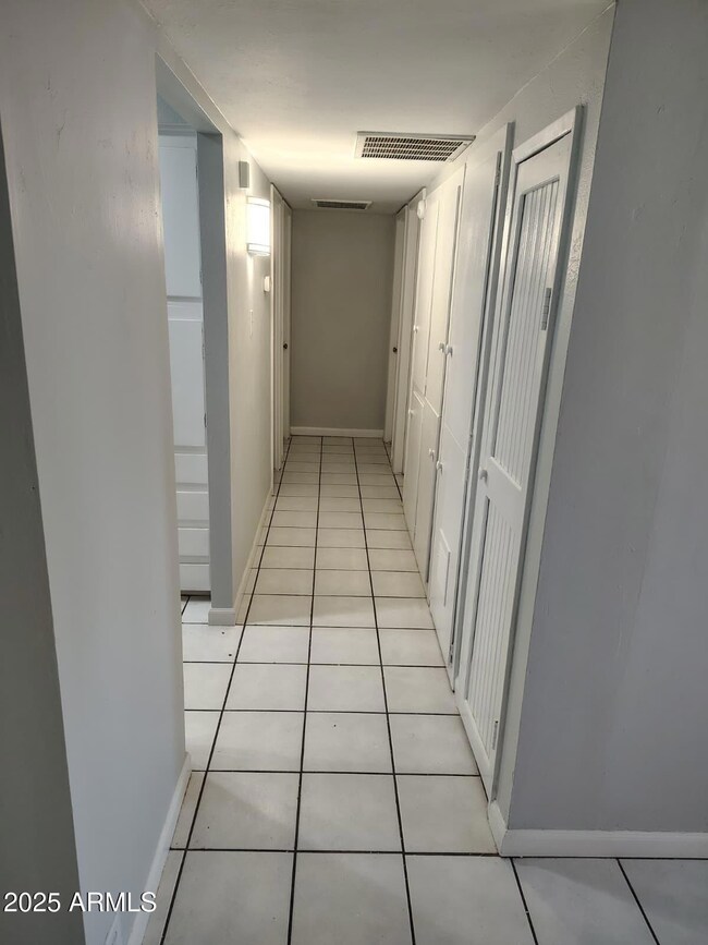 8102 W Weldon Ave, Phoenix, AZ 85033 - photo 4