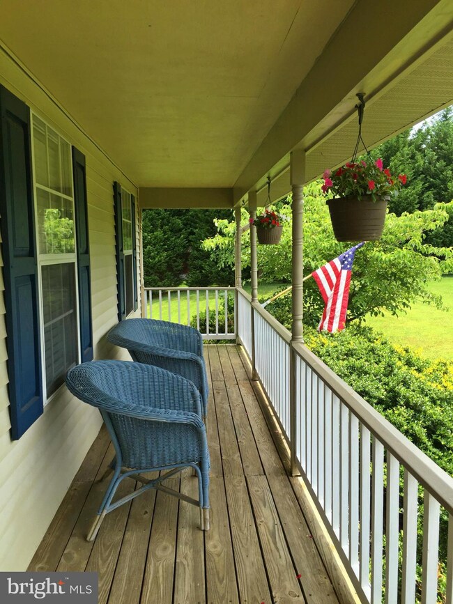 1707 Candlestick Way, Owings, MD 20736 - photo 2