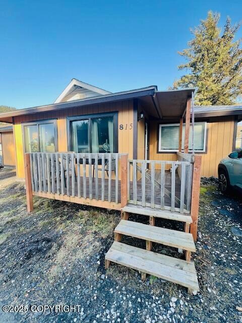 815 Willow St, Kodiak, AK 99615 - photo 6