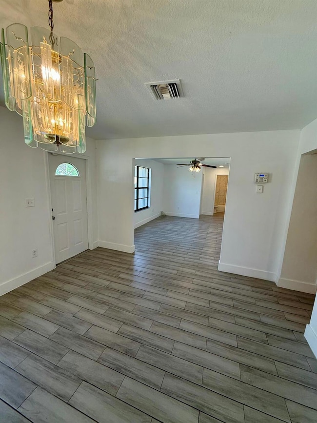 832 SW Avenue I, Belle Glade, FL 33430 - photo 4