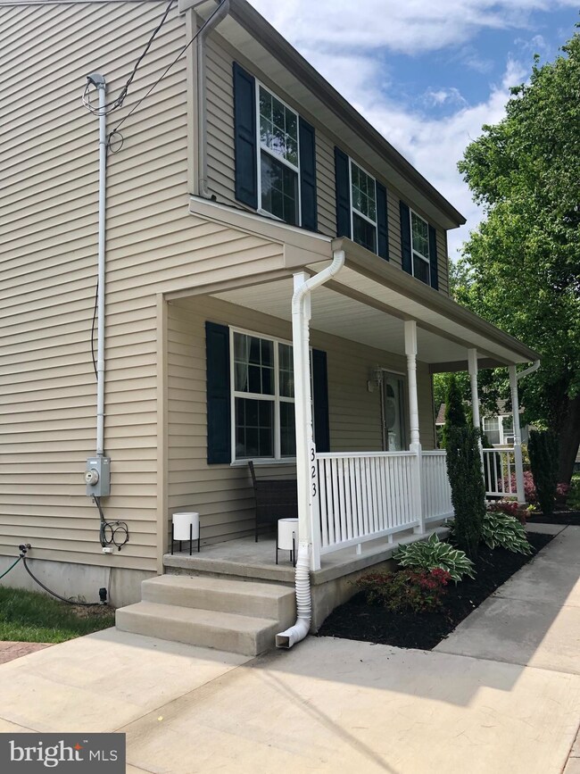 323 Oxford St, Vineland, NJ 08360 - photo 5